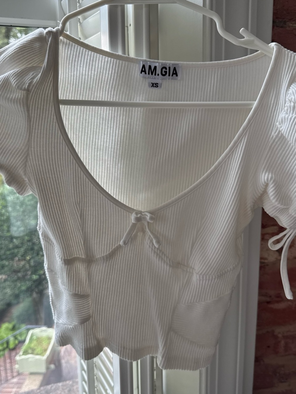 I.AM.GIA White Ribbed Tie-Front Short Sleeve Crop Top